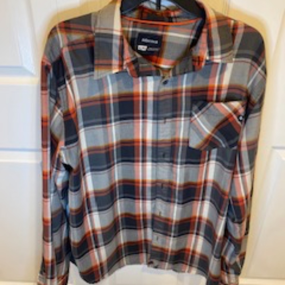 MARMOT long sleeved Mens shirt.